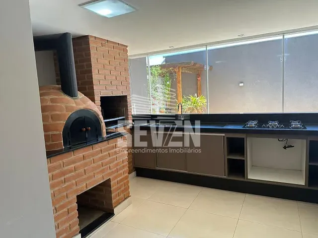 Casa com 360m² 3 quartos e 5 banheiros, à venda, no bairro Quinta Ranieri em Bauru
