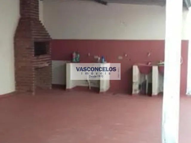 Casa com 250m² 3 quartos e 2 banheiros, à venda, no bairro Bosque dos Eucaliptos em São José dos Campos