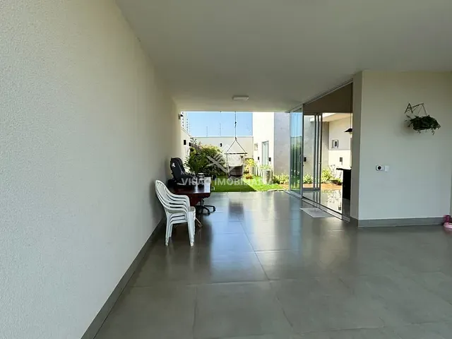Casa 3 quartos e 3 banheiros, à venda, no bairro Jardim Barcelona II em Sinop