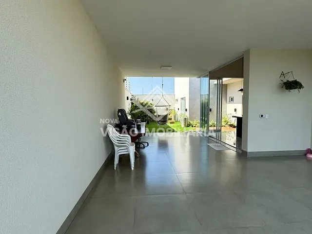 Casa 3 quartos e 3 banheiros, à venda, no bairro Jardim Barcelona II em Sinop