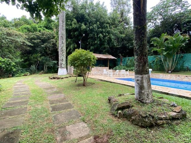 Casa com 1800m² 4 quartos e 5 banheiros, à venda, no bairro Agenor em Extrema