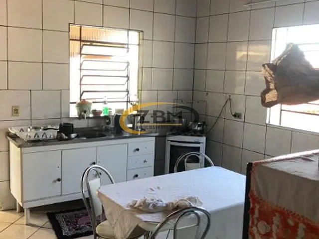 Casa 5 quartos e 2 banheiros, à venda, no bairro Jardim do Sol em Londrina
