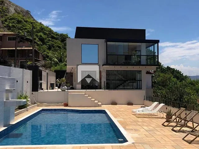 Casa com 600m² 3 quartos e 4 banheiros, para alugar, no bairro Itacoatiara em Niterói