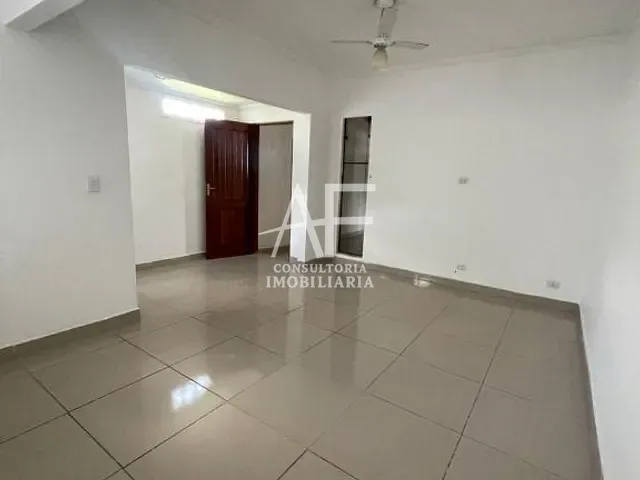 Casa com 125m² 2 quartos e 2 banheiros, à venda, no bairro Piracangaguá em Taubaté