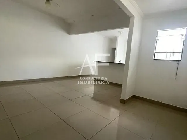 Casa com 125m² 2 quartos e 2 banheiros, à venda, no bairro Piracangaguá em Taubaté
