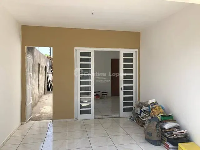 Casa com 200m² 3 quartos e 1 banheiro, à venda, no bairro Parque Piauí em Teresina
