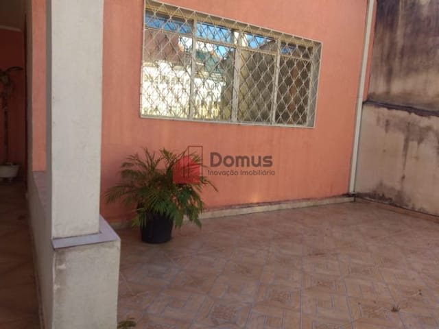 Casa com 330m², à venda, no bairro Centro em Taubaté