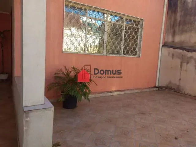 Casa com 330m², à venda, no bairro Centro em Taubaté