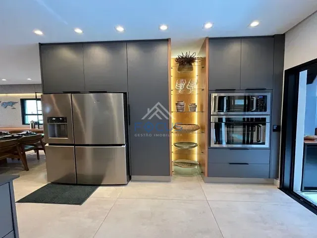 Casa com 150m² 3 quartos e 5 banheiros, à venda, no bairro Jardim Celeste em Jundiaí