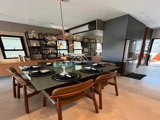 Casa com 150m² 3 quartos e 5 banheiros, à venda, no bairro Jardim Celeste em Jundiaí