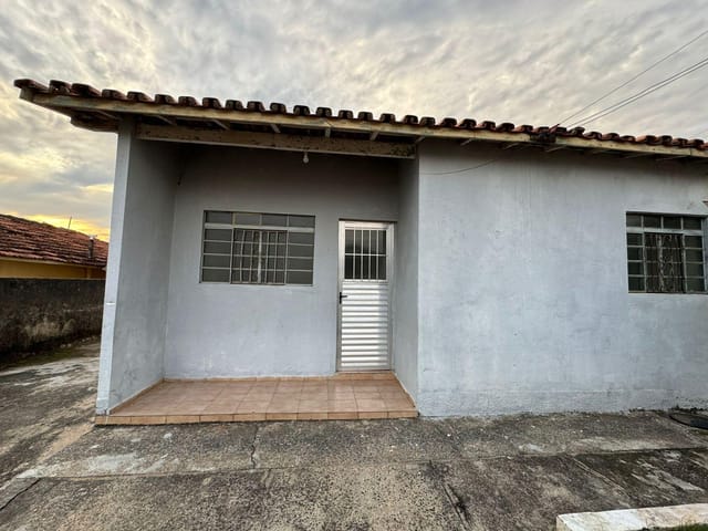 Casa 2 quartos e 1 banheiro, à venda, no bairro Conjunto Habitacional Parque Itajaí em Campinas