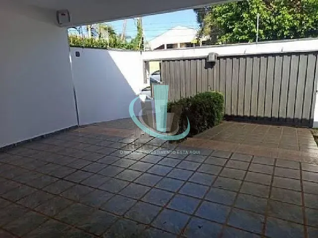 Casa com 300m² 3 quartos e 2 banheiros, à venda, no bairro JARDIM CELIAMAR em ARARAQUARA