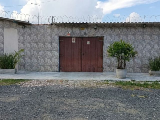 Casa com 250m² 3 quartos e 3 banheiros, à venda, no bairro Tropical em Itanhaém