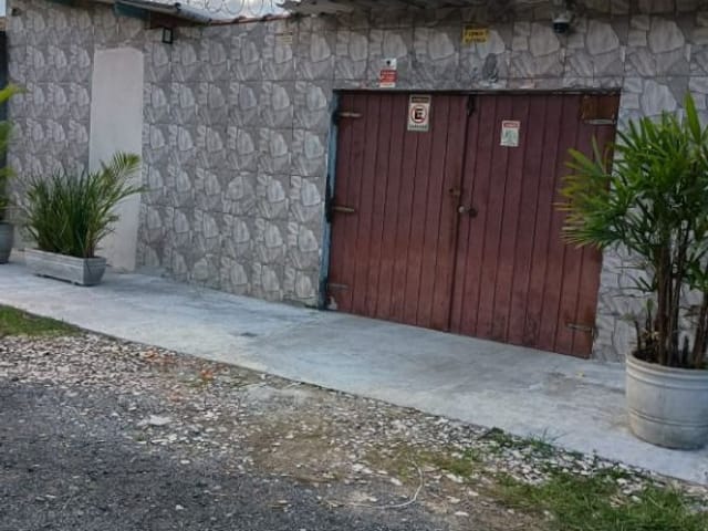 Casa com 250m² 3 quartos e 3 banheiros, à venda, no bairro Tropical em Itanhaém