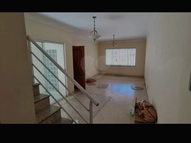 Casa com 220m² 4 quartos e 5 banheiros, à venda, no bairro Vila Nair em São Paulo