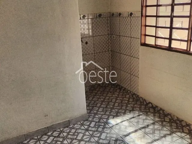 Casa com 250m² 4 quartos e 4 banheiros, à venda, no bairro Vila Brasil em Santa Bárbara D'Oeste