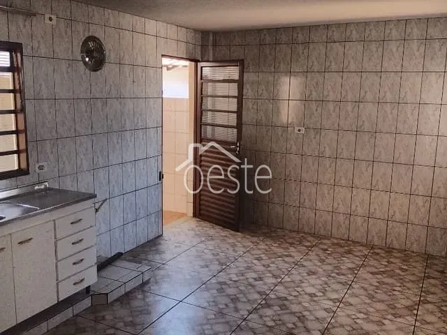 Casa com 250m² 4 quartos e 4 banheiros, à venda, no bairro Vila Brasil em Santa Bárbara D'Oeste