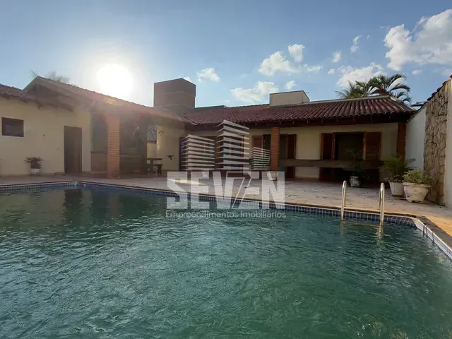 Casa com 300m² 3 quartos e 2 banheiros, à venda, no bairro Área Rural de Jacuba em Arealva