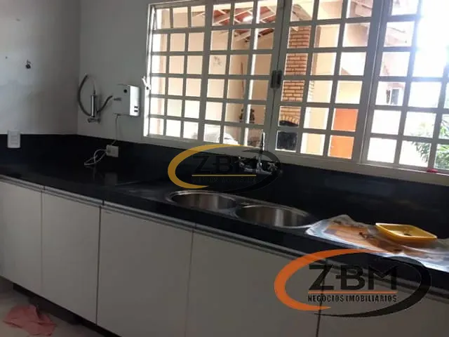 Casa com 360m² 3 quartos e 5 banheiros, à venda, no bairro Jardim Central Park em Londrina