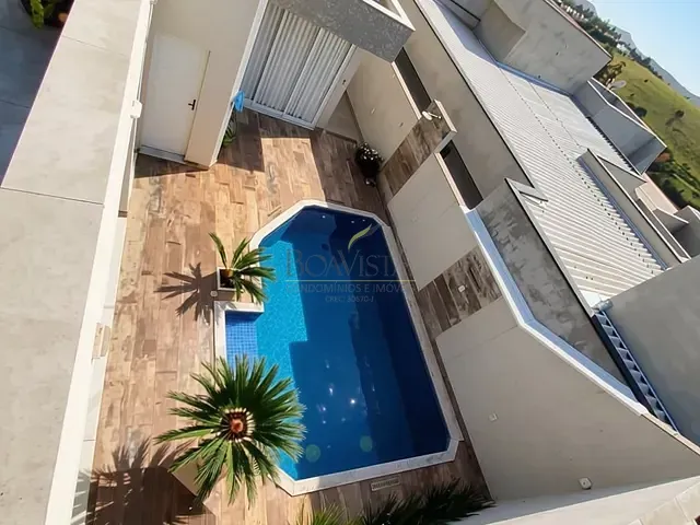 Casa com 280m² 4 quartos e 4 banheiros, à venda, no bairro Condomínio Portal da Serra em Bragança Paulista