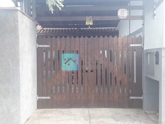 Casa com 250m² 3 quartos e 2 banheiros, à venda, no bairro Pontal de Santa Marina em Caraguatatuba