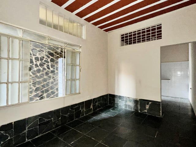 Foto do Casa - Casa para locação com 1 quarto, Itapoã, Belo Horizonte, MG | Deltalar Imóveis