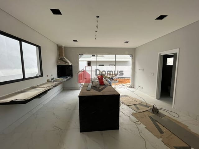 Casa com 420m², à venda, no bairro Condomínio Reserva dos Lagos em Pindamonhangaba