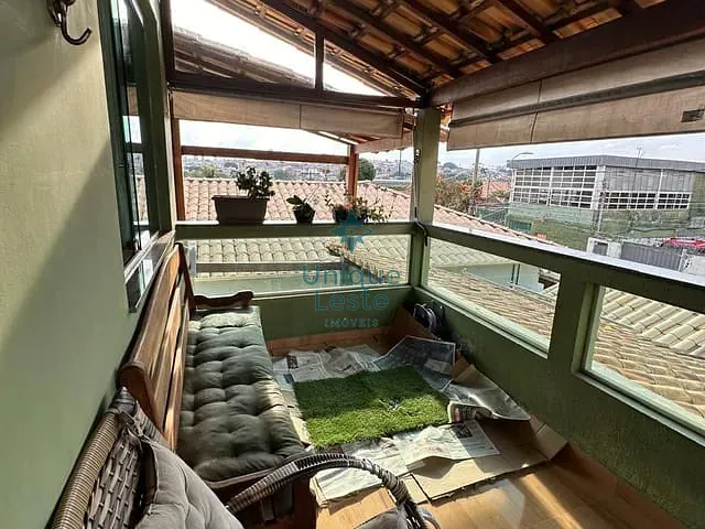 Casa 3 quartos e 3 banheiros, à venda, no bairro Esplanada em Belo Horizonte