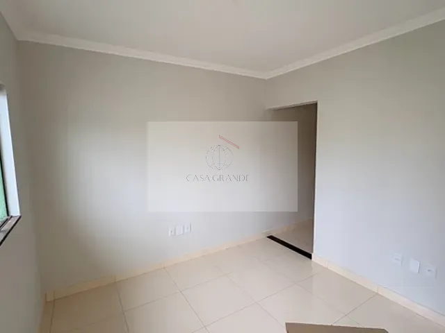 Casa com 150m² 3 quartos e 1 banheiro, à venda, no bairro Jardim Cidade Nova em Rolândia