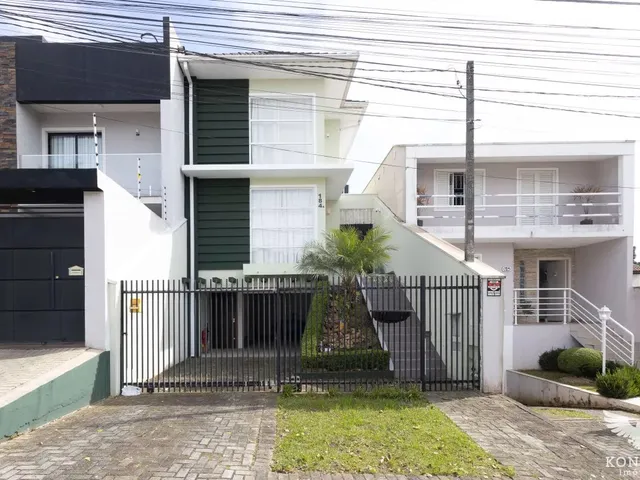 Casa com 214m² 3 quartos e 3 banheiros, à venda, no bairro Santa Felicidade em Curitiba