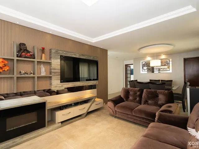 Casa com 214m² 3 quartos e 3 banheiros, à venda, no bairro Santa Felicidade em Curitiba