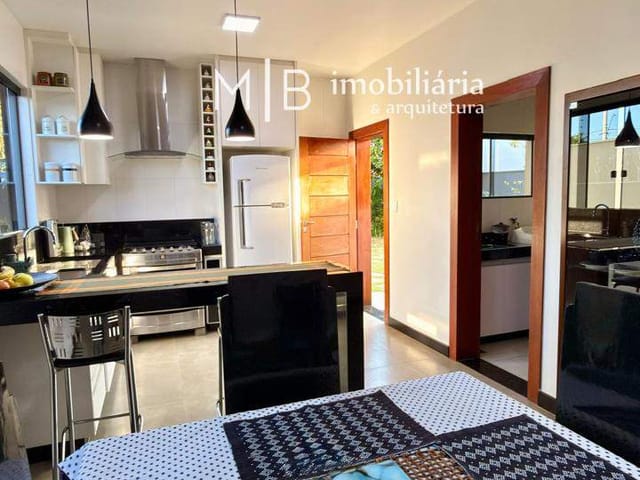 Casa 3 quartos e 3 banheiros, à venda, no bairro Jardim Samauma em Lavras