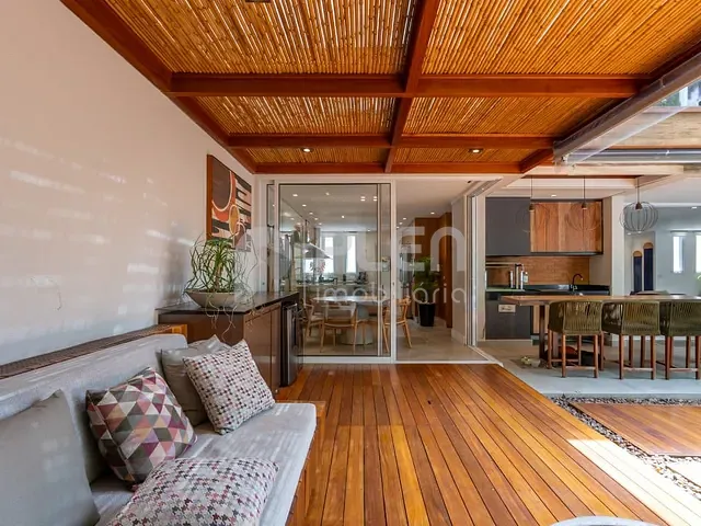 Casa 3 quartos e 5 banheiros, à venda, no bairro Morumbi em São Paulo