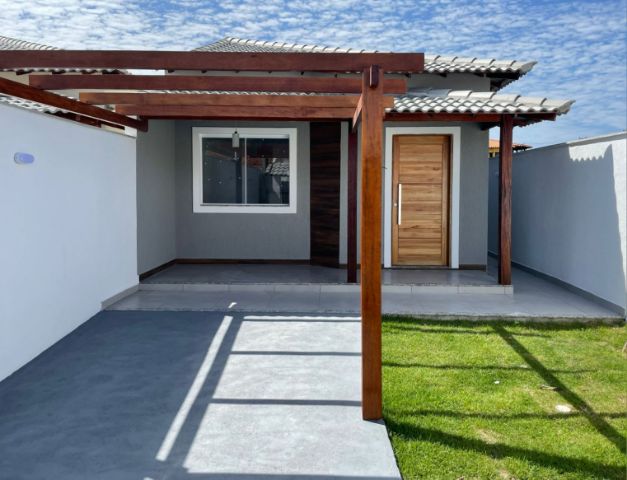 Casa com 240m² 3 quartos e 3 banheiros, à venda, no bairro Jardim Atlântico Central (Itaipuaçu) em Maricá