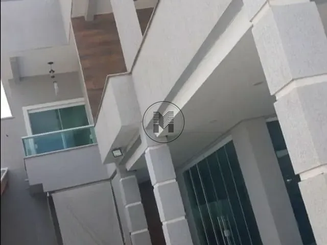 Casa com 390m² 5 quartos e 5 banheiros, à venda, no bairro Residencial Village Santana em Guaratinguetá