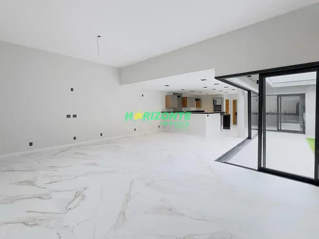 Casa com 450m² 4 quartos e 5 banheiros, à venda, no bairro Condomínio Vivant Urbanova em São José dos Campos