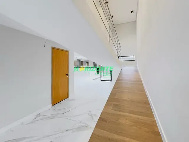 Casa com 450m² 4 quartos e 5 banheiros, à venda, no bairro Condomínio Vivant Urbanova em São José dos Campos
