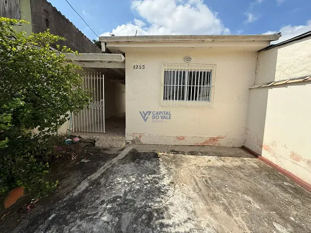 Casa com 150m² 2 quartos e 1 banheiro, à venda, no bairro Cidade Morumbi em São José dos Campos