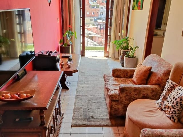 Casa com 100m² 5 quartos e 2 banheiros, à venda, no bairro Jardim Kagohara em São Paulo