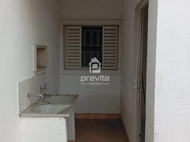 Casa com 180m² 2 quartos e 1 banheiro, à venda, no bairro Residencial Sítio Santo Antônio em Taubaté