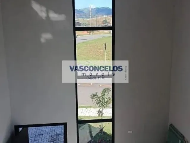Casa com 360m² 3 quartos e 5 banheiros, à venda, no bairro Chácara Ipês em Caçapava