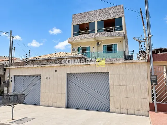 Sobrado com 270m² 5 quartos e 4 banheiros, à venda, no bairro Santíssimo em Santarém
