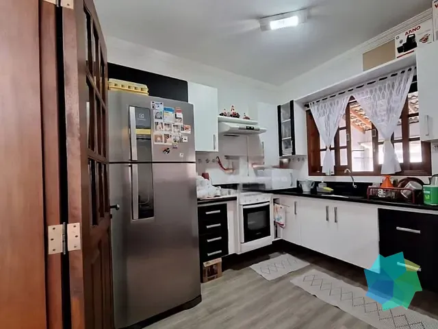 Casa com 161m² 3 quartos e 2 banheiros, à venda, no bairro Residencial Fabbri em Salto