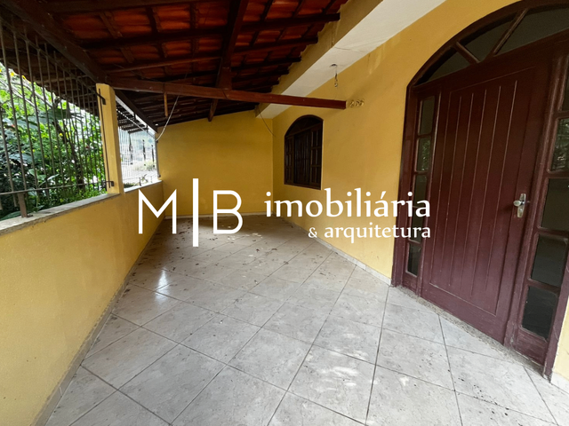 Casa 3 quartos e 2 banheiros, à venda, no bairro Sol Nascente em Cataguases