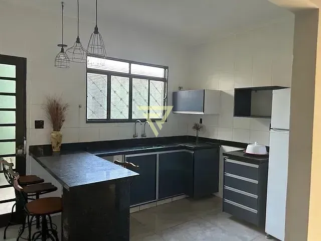 Casa com 160m² 2 quartos e 2 banheiros, à venda, no bairro Cj Hab Jd Palmeiras em Ribeirão Preto