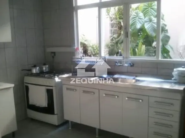 Casa com 216m² 3 quartos e 2 banheiros, à venda, no bairro Km 18 em Osasco