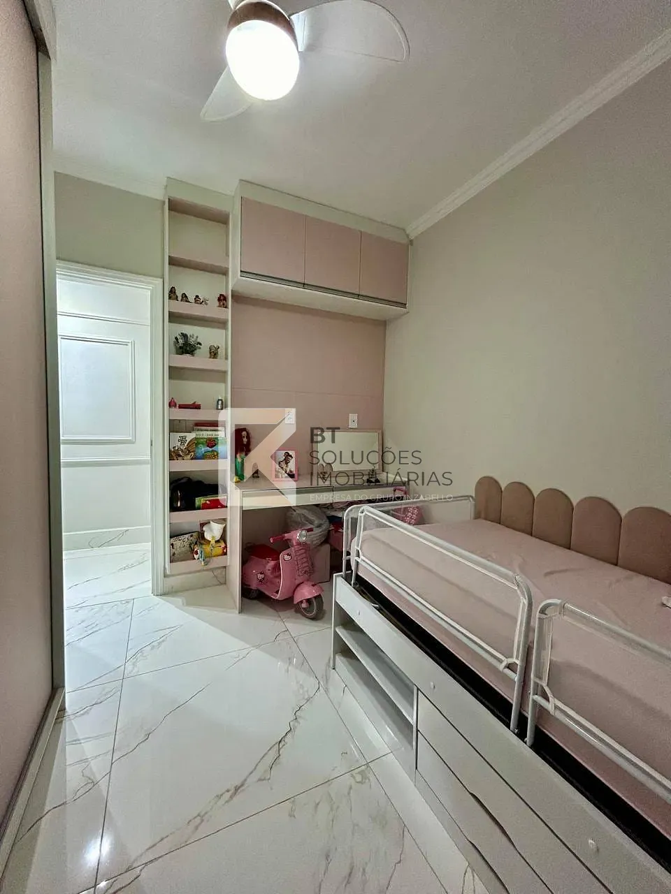 Casa, 3 quartos, 230 m² - Foto 11
