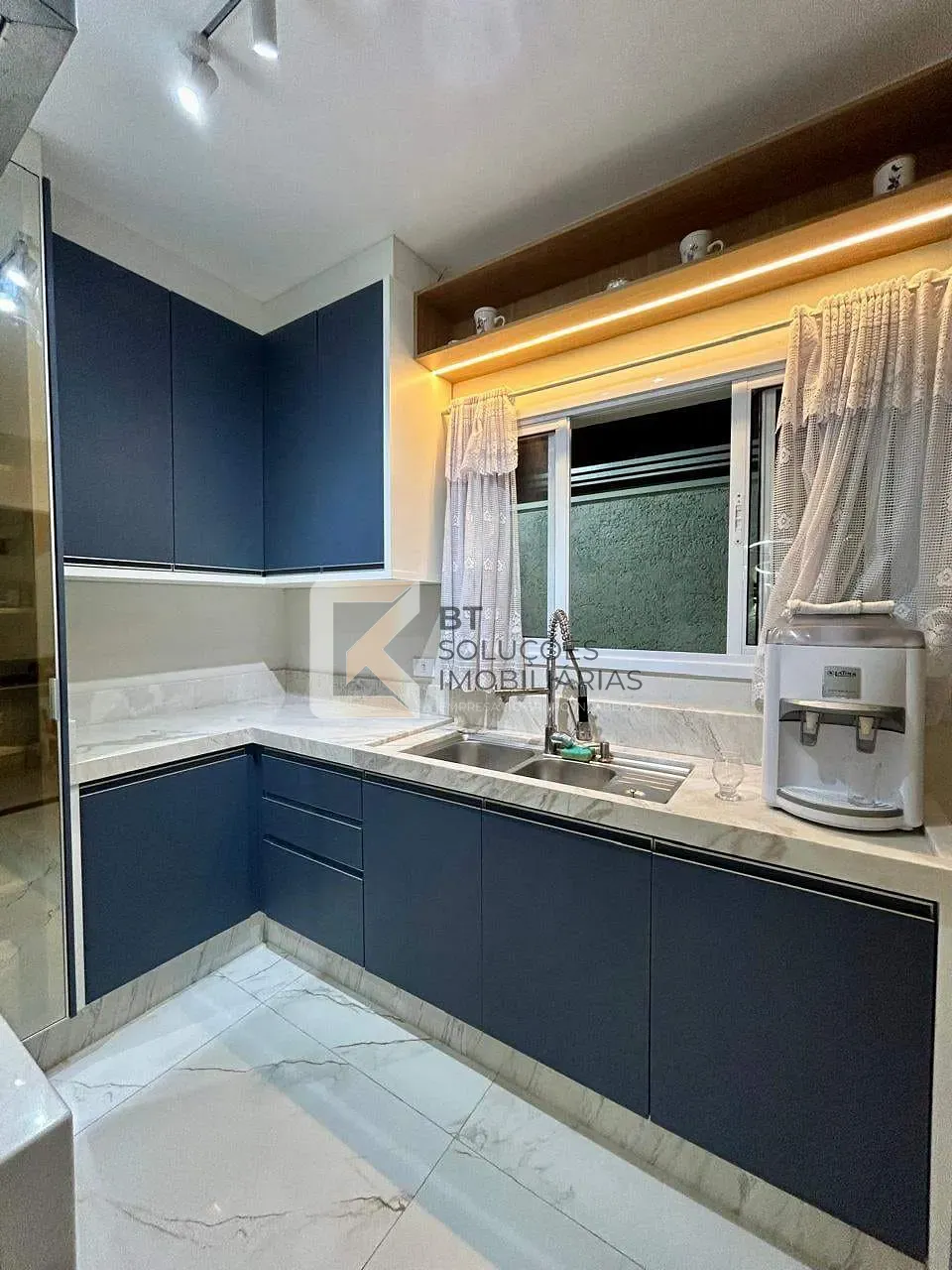 Casa, 3 quartos, 230 m² - Foto 4
