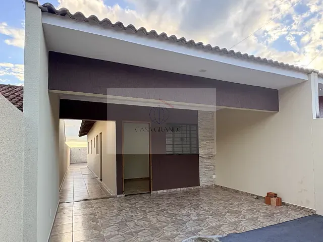 Casa com 125m² 2 quartos e 1 banheiro, para alugar, no bairro Jardim Nobre em Rolândia