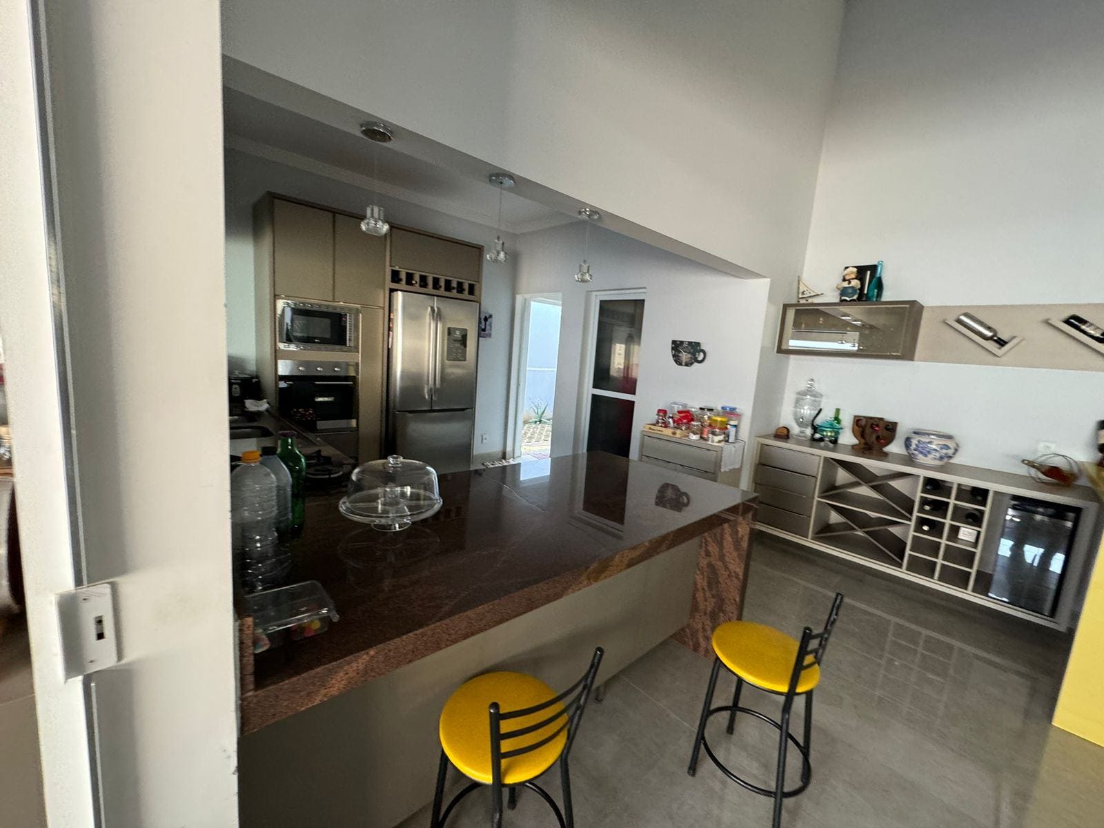 Casa à venda com 3 quartos, 300m² - Foto 17